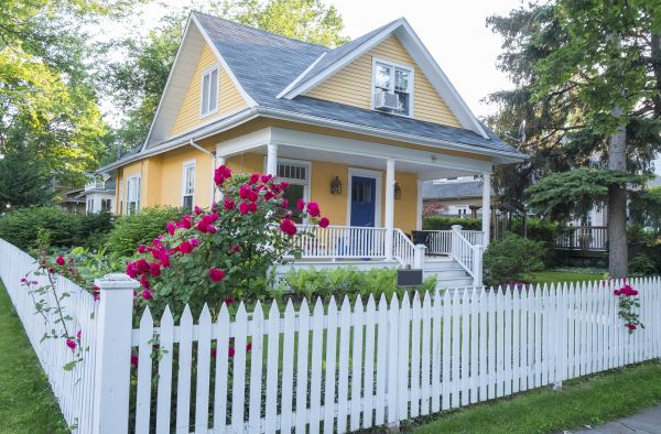 Picket Fence Construction in Bowie