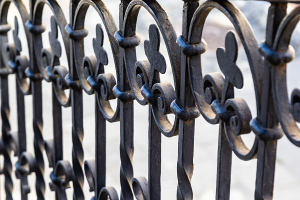 Victorian Fence Installation in Bowie